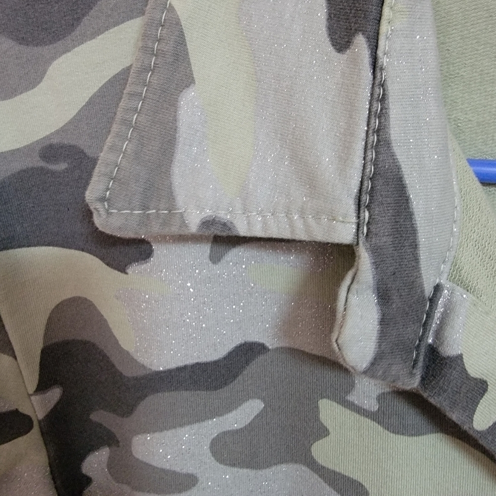 Brand Bazar One Size Camo Jumpsuit with Tie Front - Picture 3 of 5